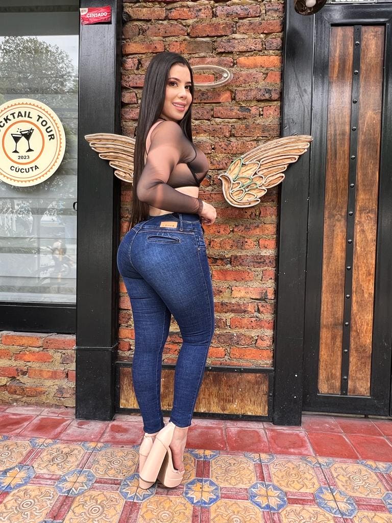 JEANS BRIONNY REALCE DE COLA (AZUL OSCURO)